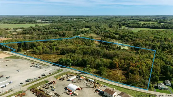 1039 Perry Hwy, E Lackawannock Twp, PA 16137