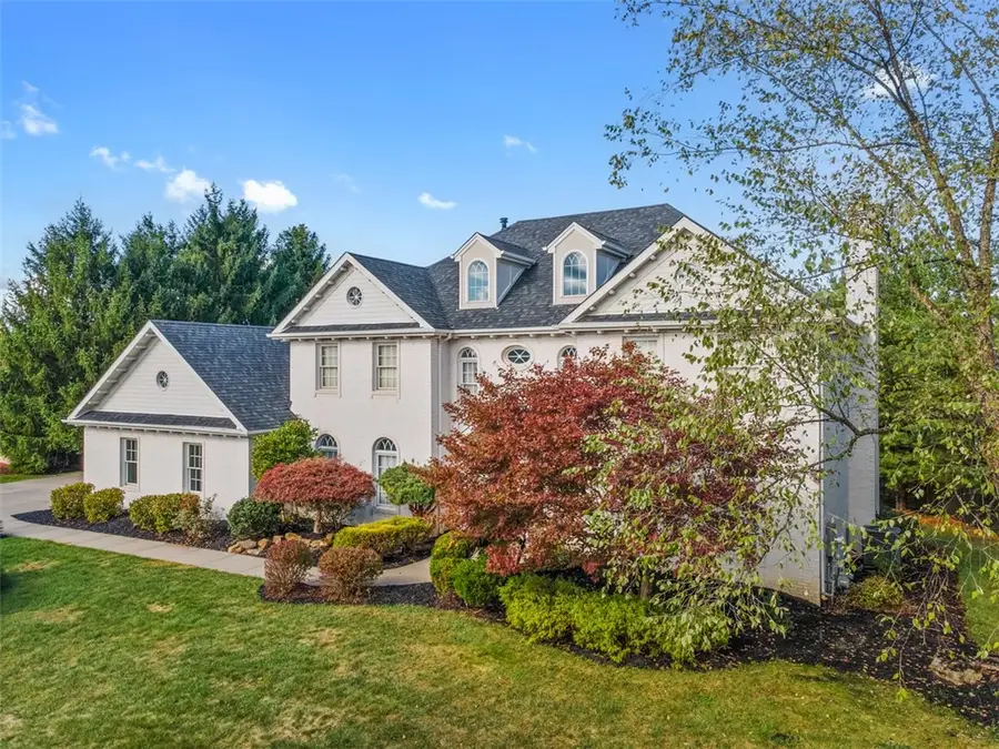 106 Gatehouse Dr, Moon Township, PA 15108 - Image #2