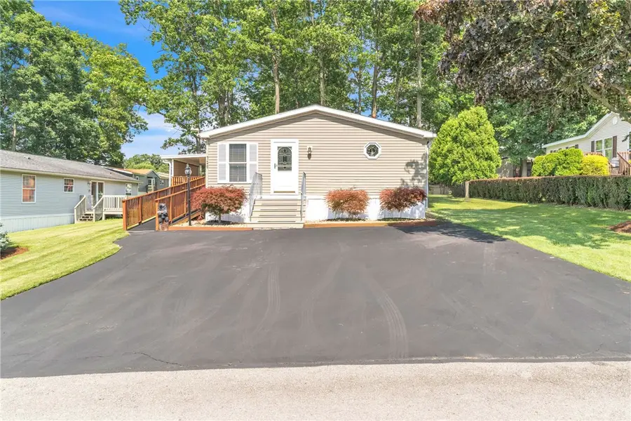 720 Joy Ln, Unionville, PA 16001 - Image #2