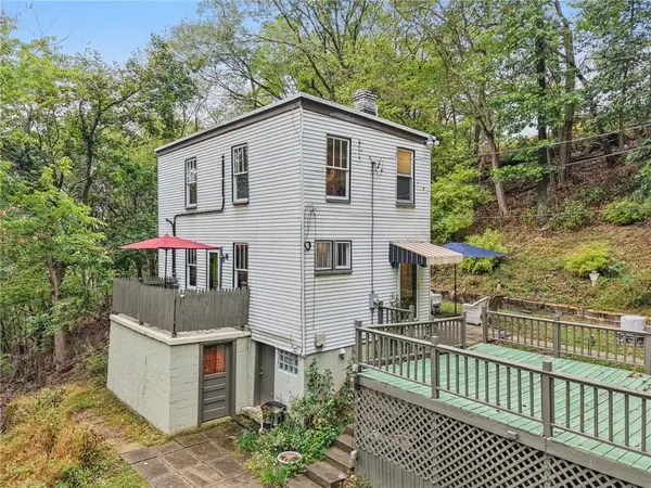 446 Bascom Ave, Ross Twp, PA 15214