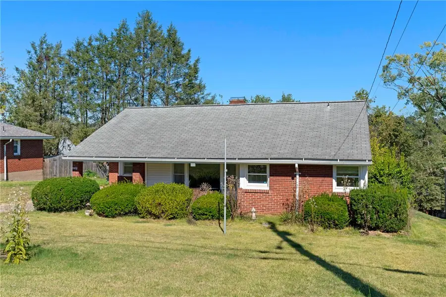 1102 Clydesdale Avenue, Greenock, PA 15135 - Image #2