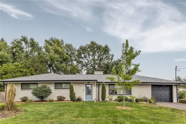 106 Long Dr, Penn Twp, PA 15642