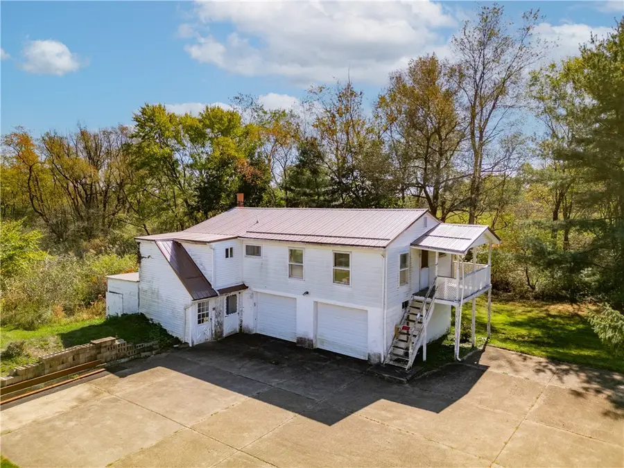 57 N Hope Mill Rd, East Lackawannock, PA 16137 - Image #3