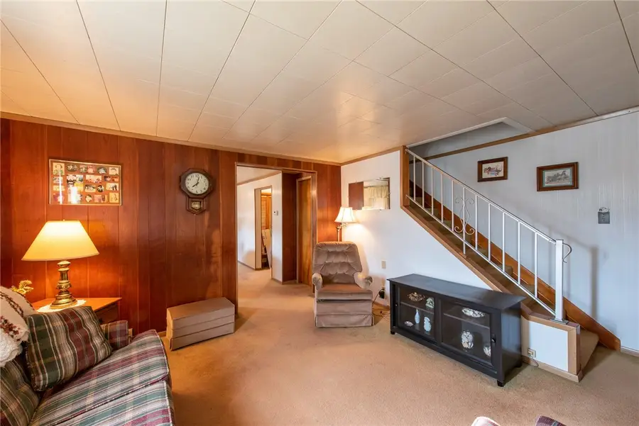 419 Vandergrift Lane, East Vandergrift, PA 15629 - Image #3