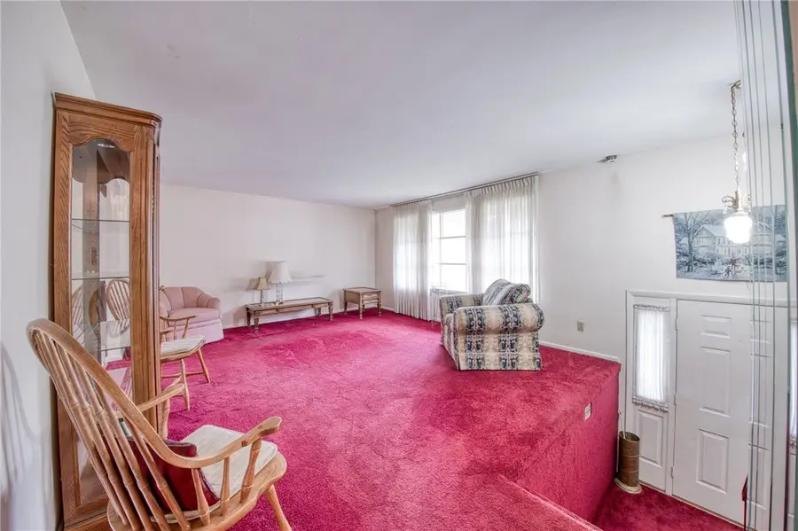 103 Stoneybrook Drive, Hempfield, PA 15601 - Image #2