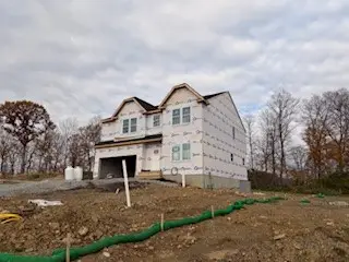 426 Millstone Lane, Carroll, PA 15332 - Image #2