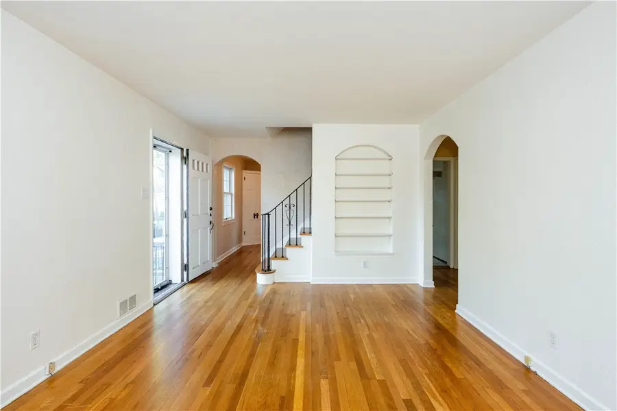 753 Jefferson Drive, Ross Township, PA 15229 - Image #3