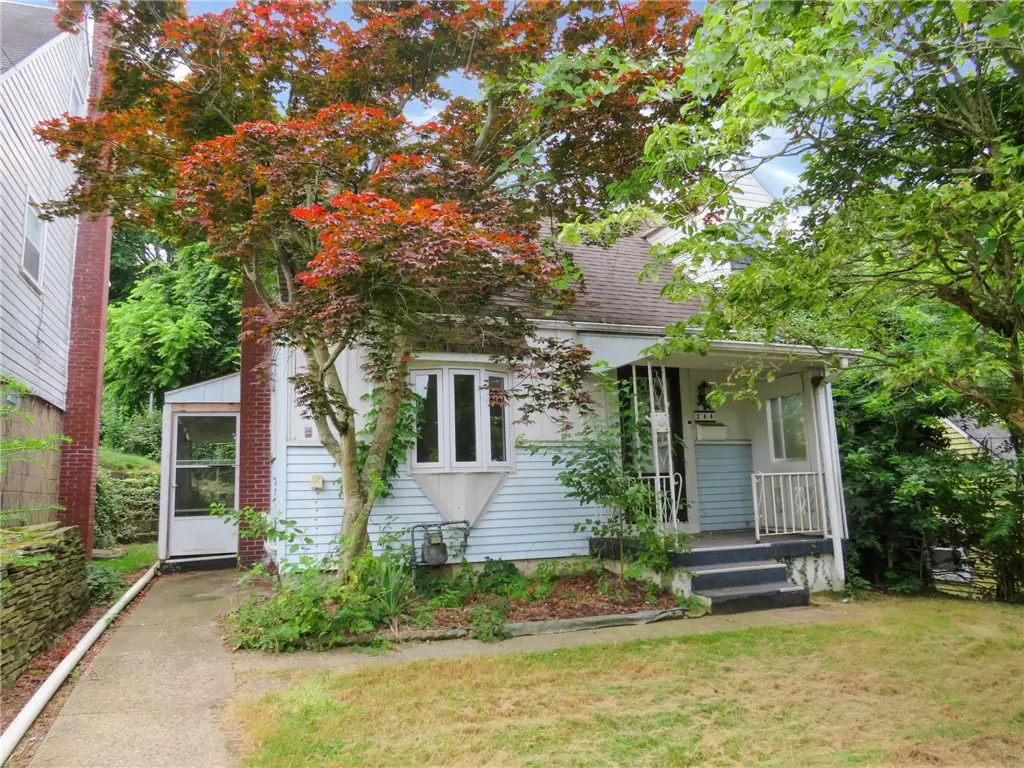 344 Iroquois Dr, Arnold, PA 15068 - Image #1