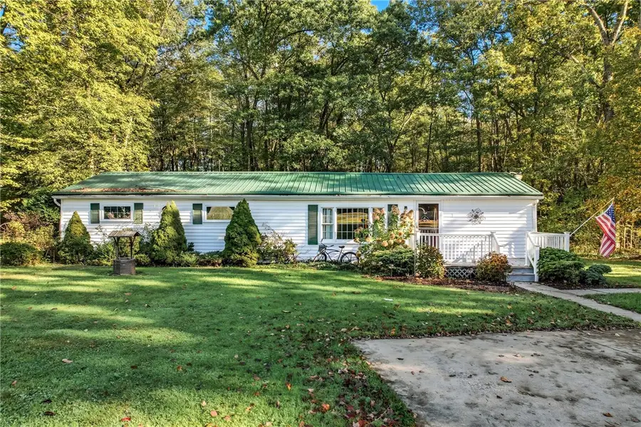 571 Buckeye Dr, South Pymatuning, PA 16150 - Image #3