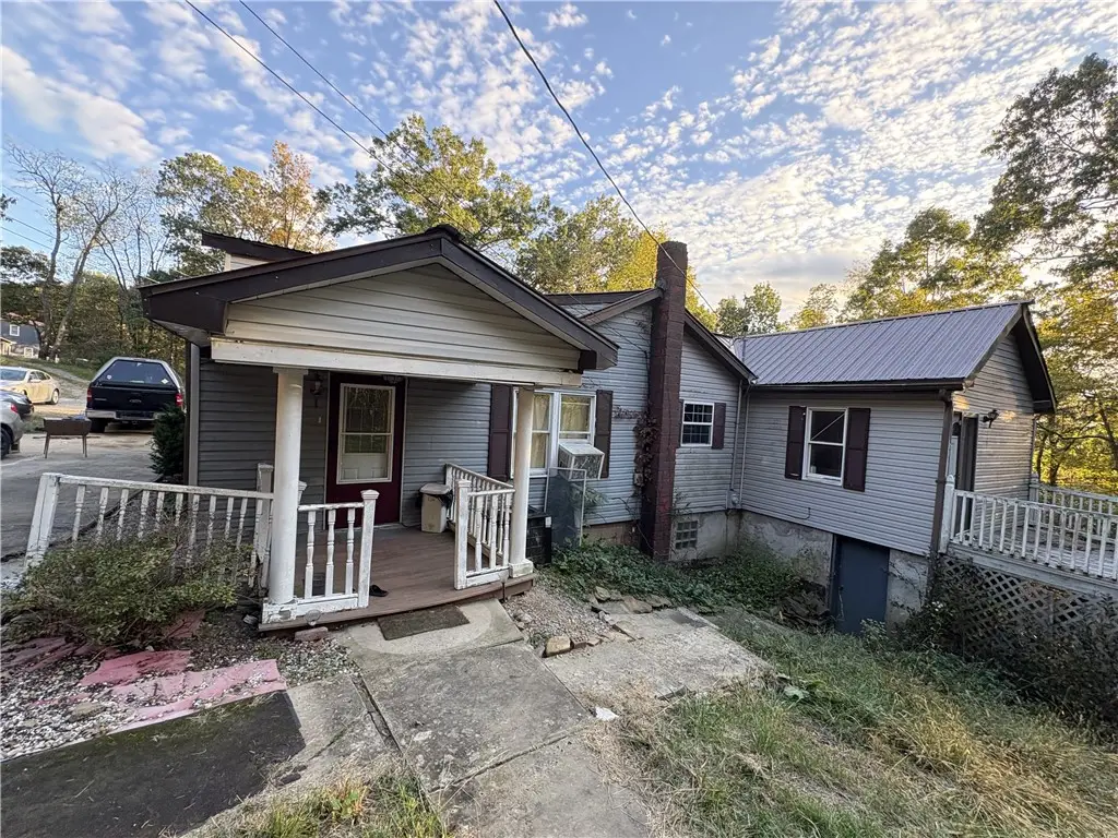 1204 Sun Mine Rd, Clinton, PA 16055 - Image #1