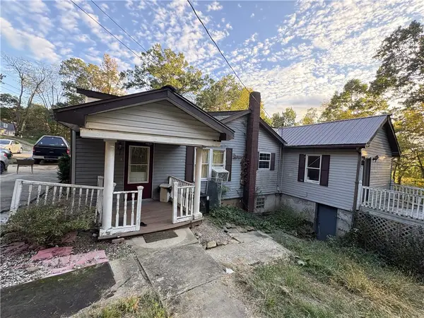 1204 Sun Mine Rd, Clinton Twp, PA 16055