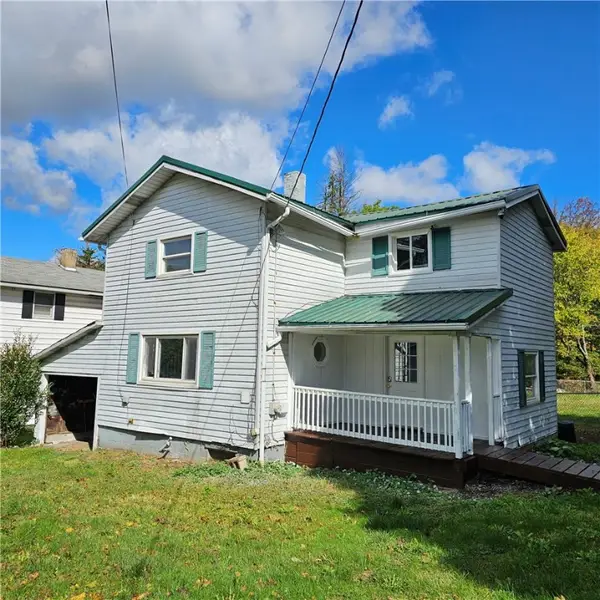 106 Pine St, Pine Twp/Heilwood, PA 15745