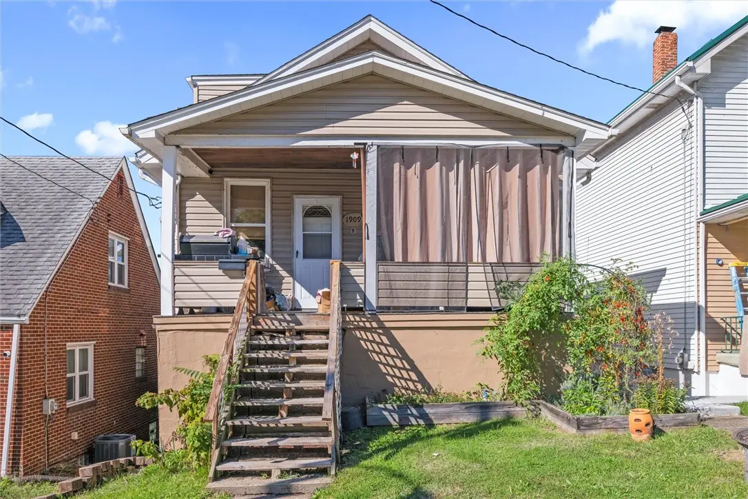 1909 Woodmont Ave, Arnold, PA 15068 - Image #1
