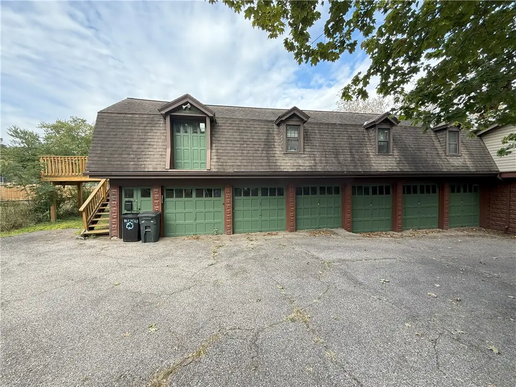 27 Richmond St, Crafton, PA 15205 - Image #1