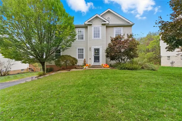 9308 Marshall Rd, Cranberry Twp, PA 16066