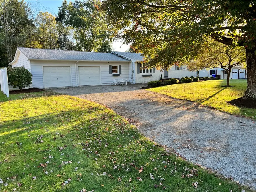 19 E Greenville Dr, Greenville, PA 16125 - Image #2