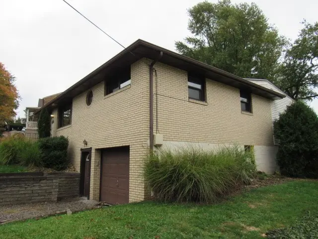 1963 Worcester Drive, Scott Township, PA 15243 - Image #3