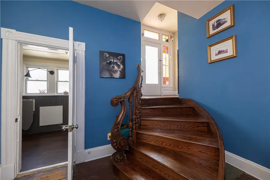 208 Allison St, West Newton, PA 15089 - Image #3