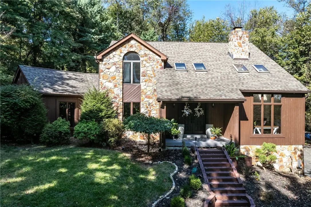 227 Meadowfield Ln, Jefferson Hills, PA 15025 - Image #1