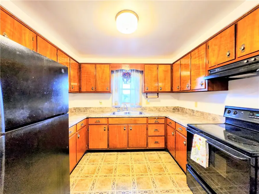 417 Traction Ave, Derry Township, PA 15627 - Image #3