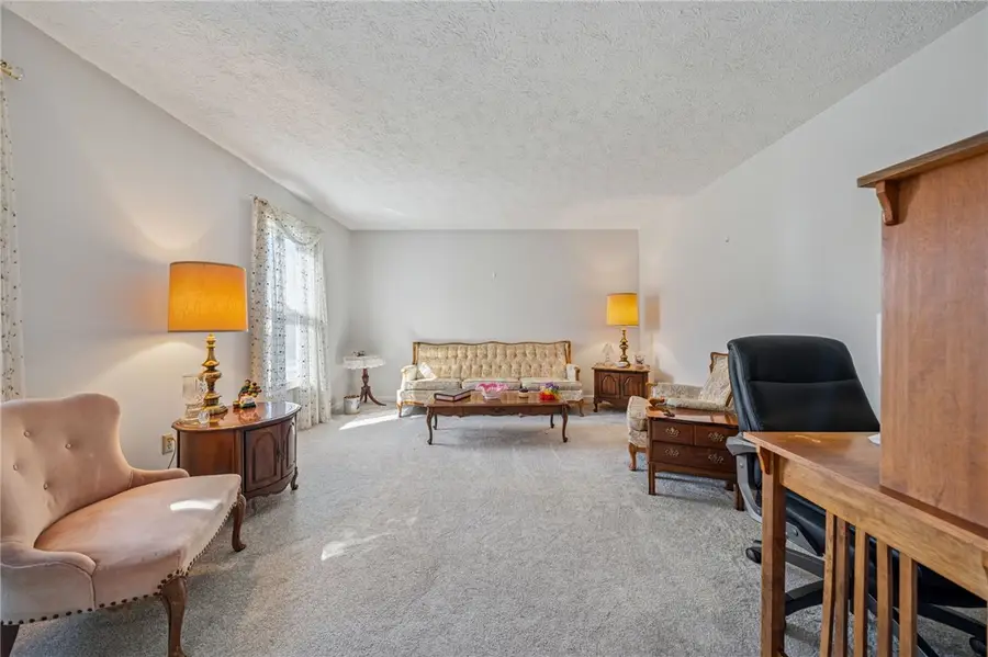 213 Leaside Dr, Monroeville, PA 15146 - Image #3