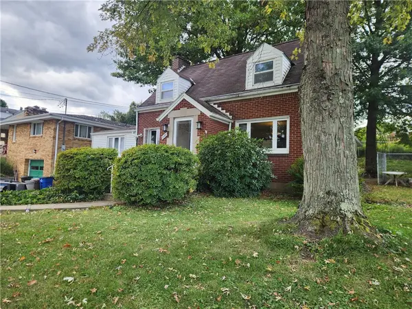 5920 Rodgers St, Lincoln Place, PA 15207