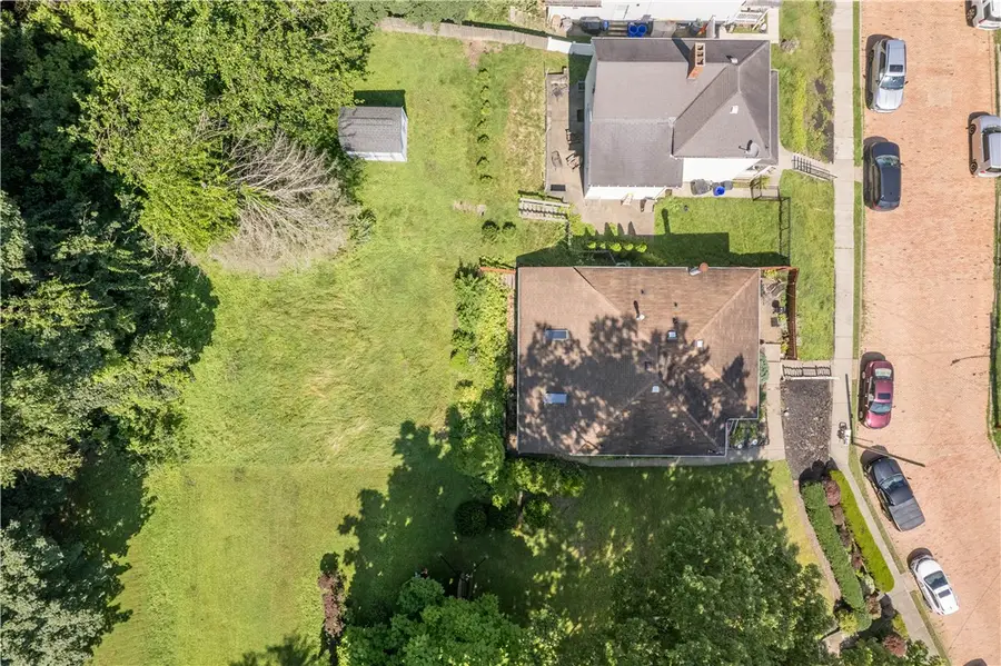 1312 Hiland Ave, Coraopolis, PA 15108 - Image #2