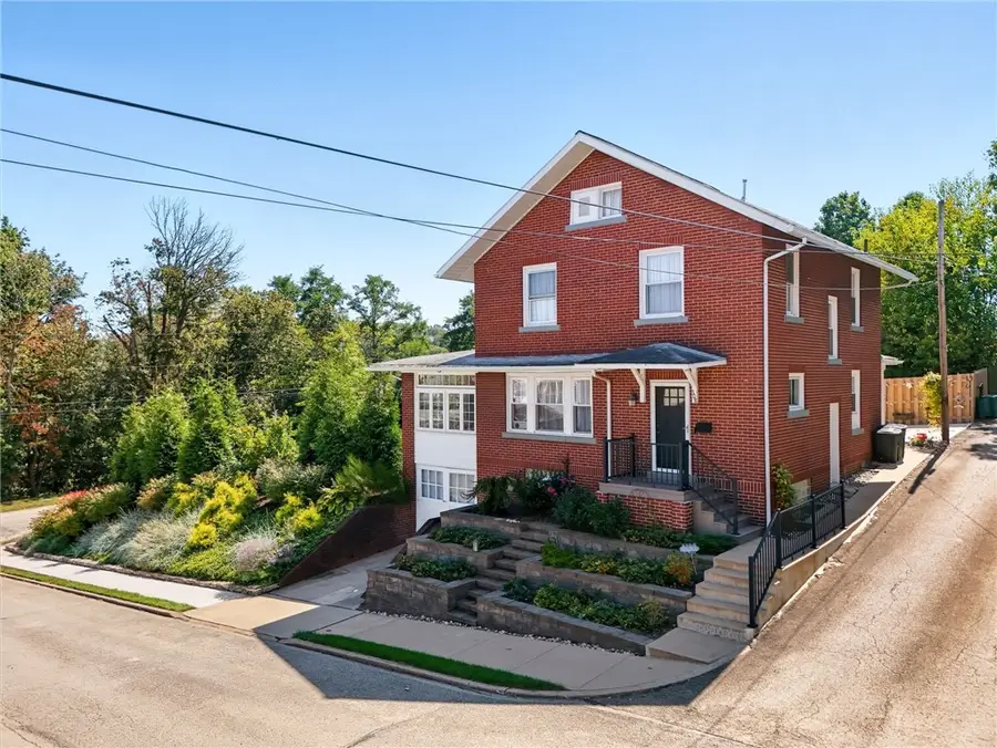 308 Guthrie St, Southwest Greensburg, PA 15601 - Image #2