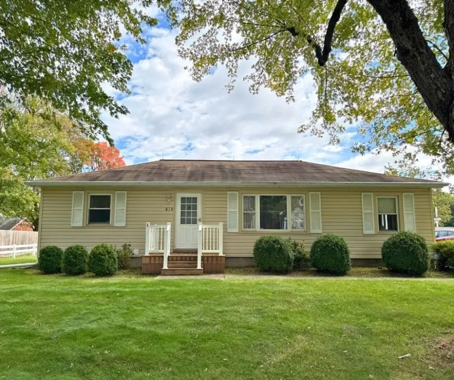 815 Tidball Ave, Grove City, PA 16127 - Image #1