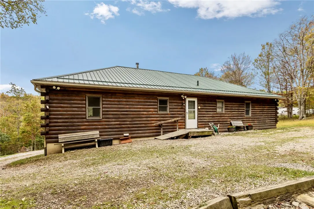 566 Pettit Rd, Washington, PA 15364 - Image #1