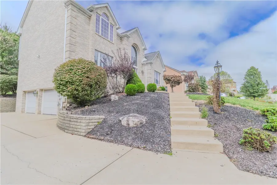 225 William Dr, North Strabane Township, PA 15317 - #3