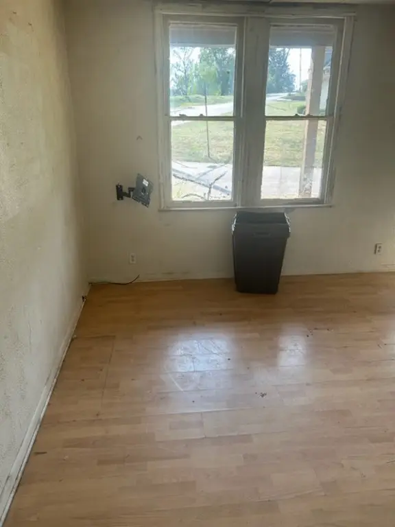 451 London Ave, North Versailles, PA 15137 - Image #2