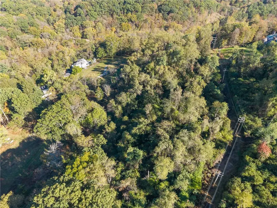 207 Red Fox Ln, Fox Chapel, PA 15238 - Image #3