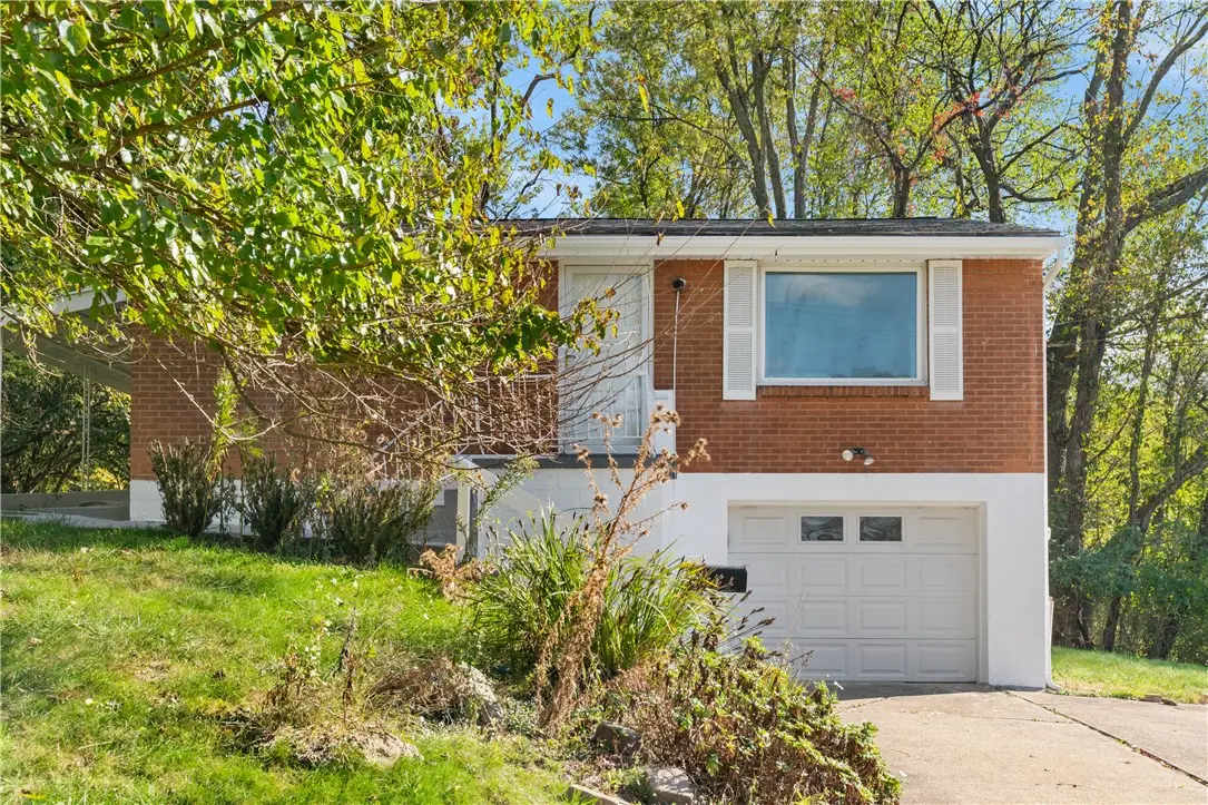 582 Lorraine Rd, Braddock Hills, PA 15221 - Image #1