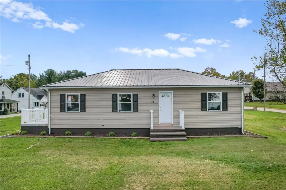 203 Level St, Bentleyville, PA 15314 - Image #1