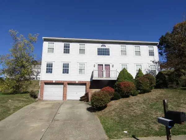 607 Cassandra Dr, Cranberry Twp, PA 16066