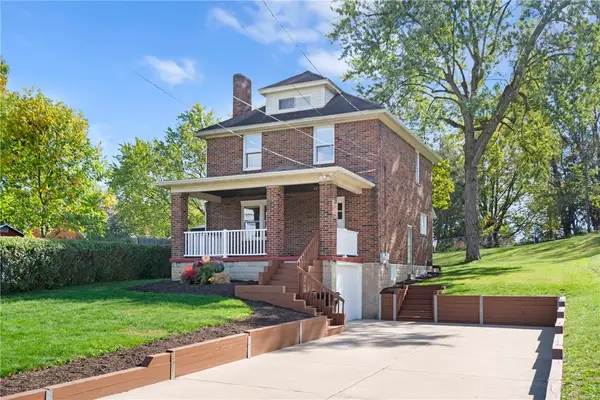 101 Sunset Dr, Ross Twp, PA 15237