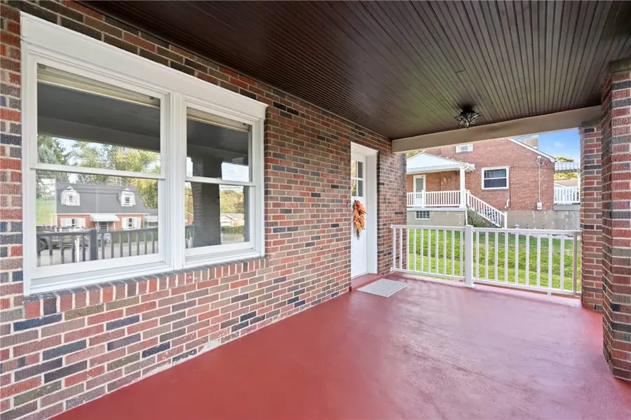 101 Sunset Dr, Ross Township, PA 15237 - #3