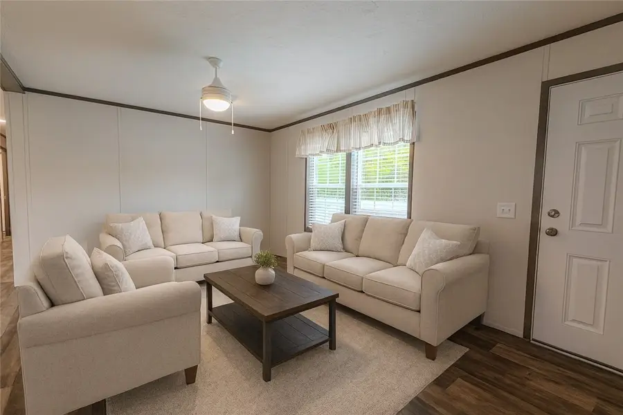 1352 Hilltop Dr, Robinson, PA 15019 - Image #3