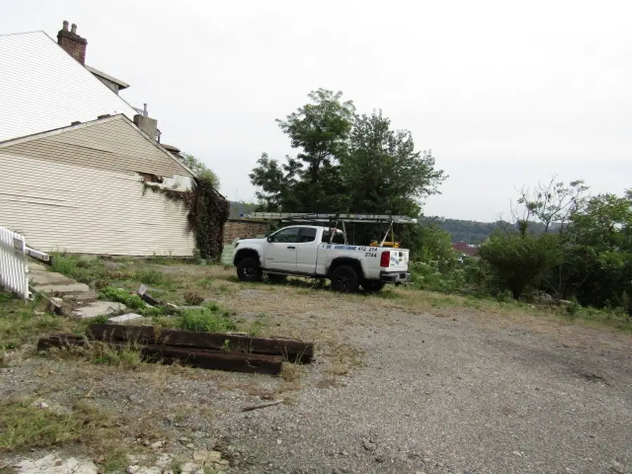 861 Vista St, Pittsburgh, PA 15212 - Image #3