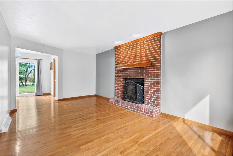 628 Tara Ct, Ross Township, PA 15237 - Image #3