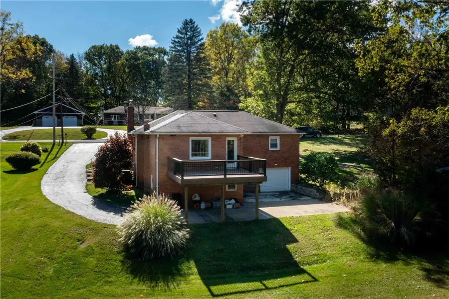 109 Eakin Dr, Brighton Township, PA 15009 - Image #3