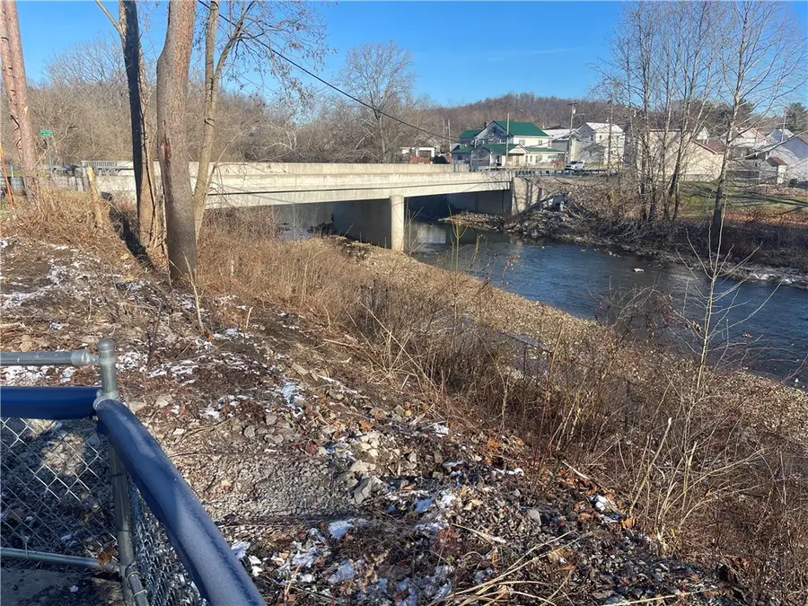 132 Sugar Lane, Clarksville, PA 15322 - Image #3