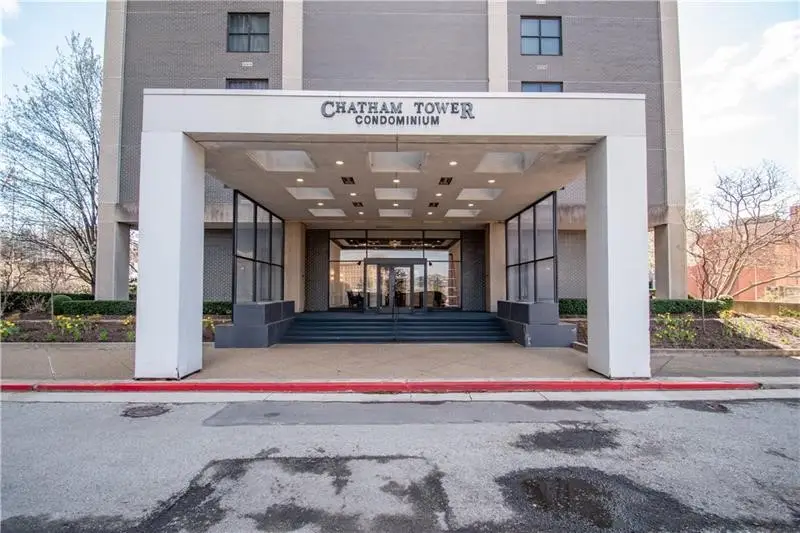 112 Washington Pl #8K, Pittsburgh, PA 15219 - Image #2