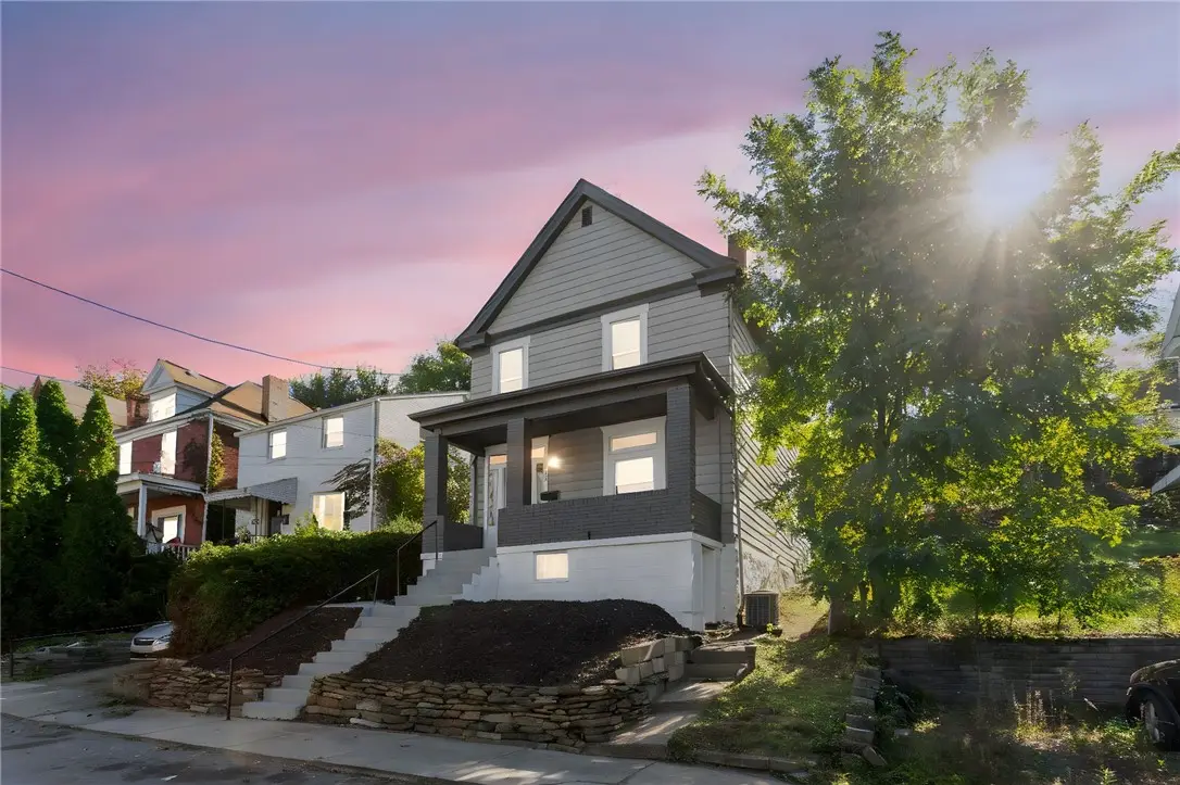 2033 Plainview Ave, Brookline, PA 15226 - Image #1