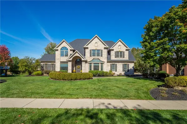 9002 Peregrine Dr, Pine Twp, PA 15044