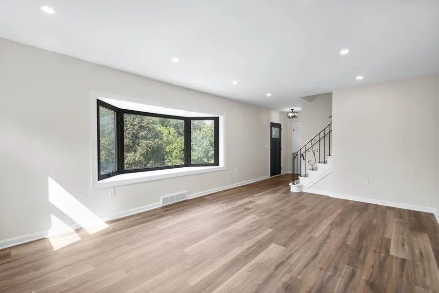 175 Mcmurray Road, Upper Saint Clair, PA 15241 - Image #3