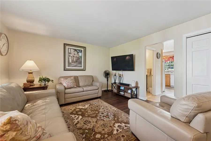 112 Alpen Strasse, Latrobe, PA 15650 - Image #3