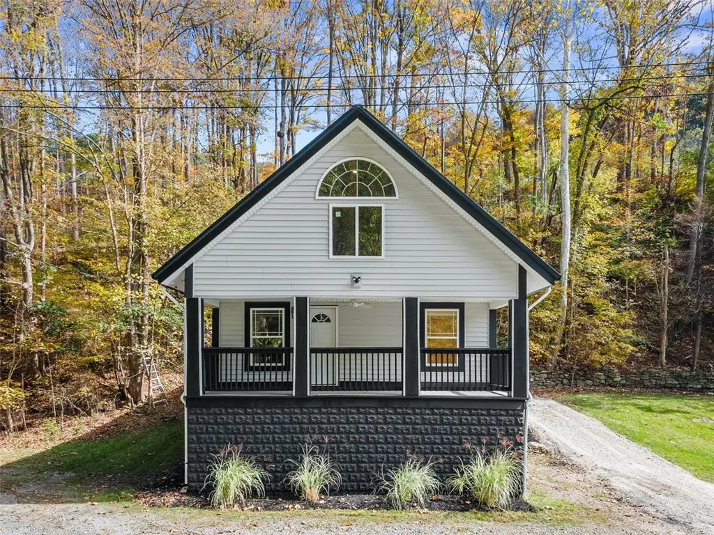 723 Glenfield Rd, Sewickley Hills, PA 15143 - Image #1