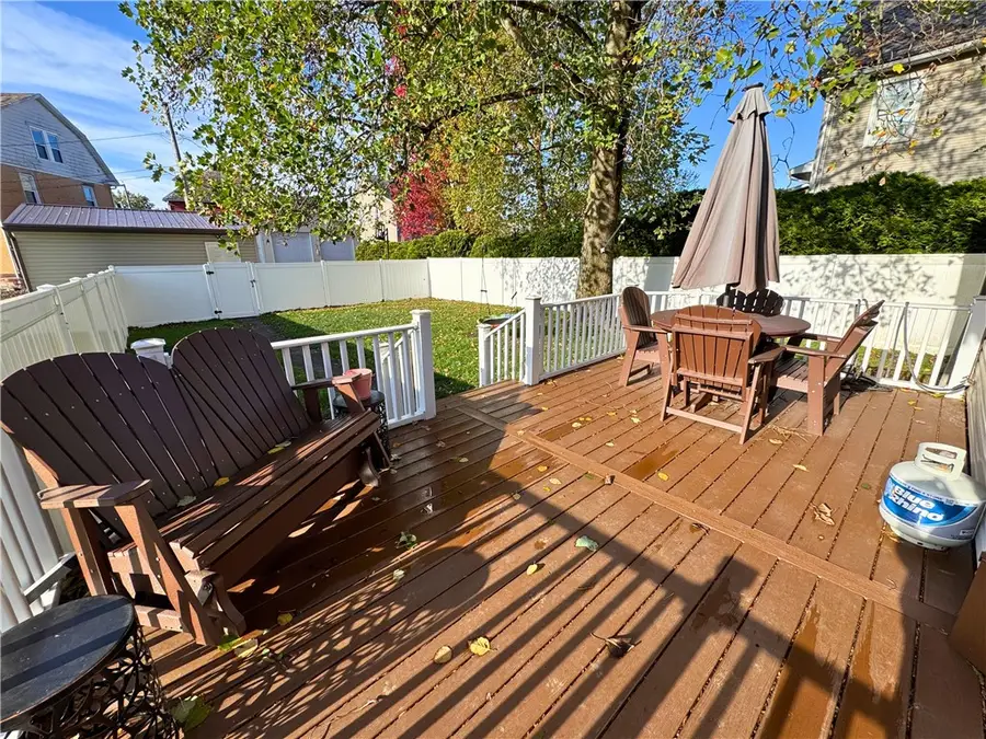 318 W Poplar Street, Grove City, PA 16127 - Image #3